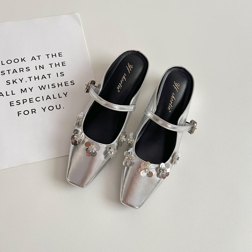 Damskor med inre höjdökning strass + paljettblomma väskhuvud halvsläp damsandaler 2025 vår nya high-end enbands