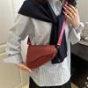 Summer retro special-shaped niche design 2025 new fashion versatile trend messenger bag simple casual shoulder bag