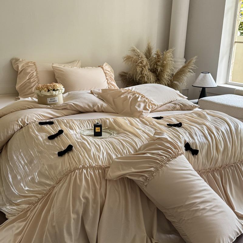 Vintage French Large Ruffles Black Bow Princess Bedding Set Duvet Cover Set Flat/Fitted Bed Sheet Pillowcases Pillowcases 4Pcs