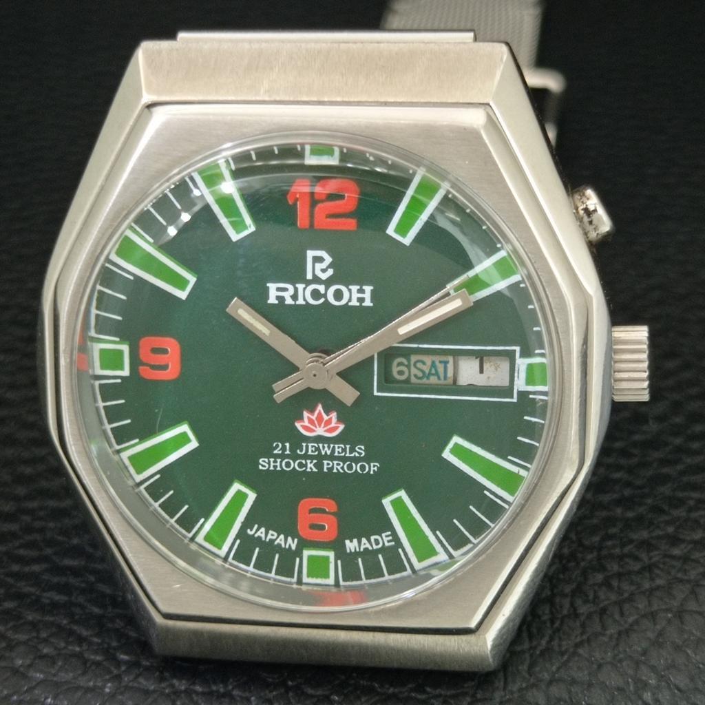 VINTAGE RICOH R31 AUTOMATIC JAPAN MENS GREEN COLOR DIAL WATCH A707951-1
