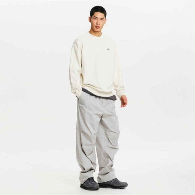 New Balance Long Sleeve Tee Kqj Nbnce2s021 35 Public Small Logo Sweatshirt Semi Ove