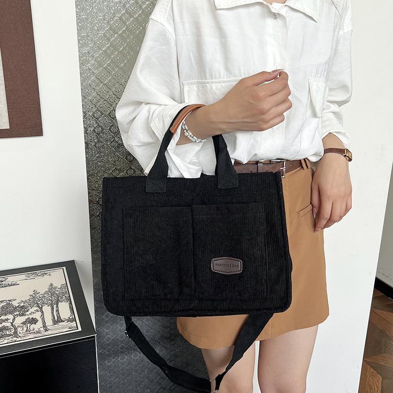 

Canvas bag women s large-capacity bag trendy versatile velvet messenger bag wide shoulder strap tote bag tote bag чорний