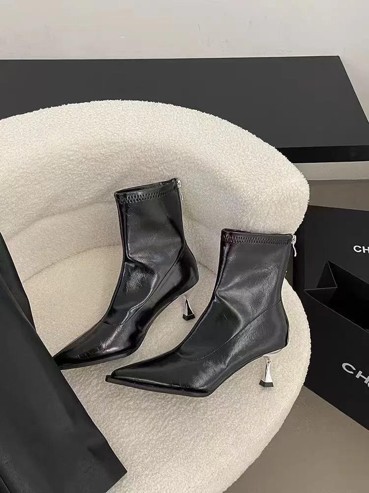 

Модные женские модные тонкие сапоги на каблуке, осень, новые, с острым носком сзади, на молнии, темпераментные, на высоком каблуке, короткие сапоги 35 чёрный