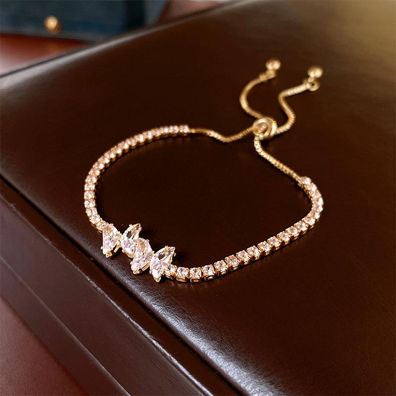 

Браслет-бабочка из циркона. Модный, милый и изысканный браслет-сердце для девочек, маленькое и универсальное изделие ручной работы. 1#
