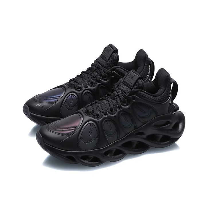 Li Ning Arc Ace Shock Absorbing Breathable Lightweight Rebound Low Top Running Shoes Women Running Shoes Black ARHP226-12