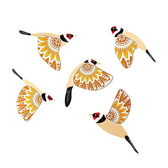 

5 Pcs Wooden Flying Bird Wall Art Rustic Scandinavian Style Birds Wall Hanging Decor for Living Room Bedroom Kitchen Office Decor A
