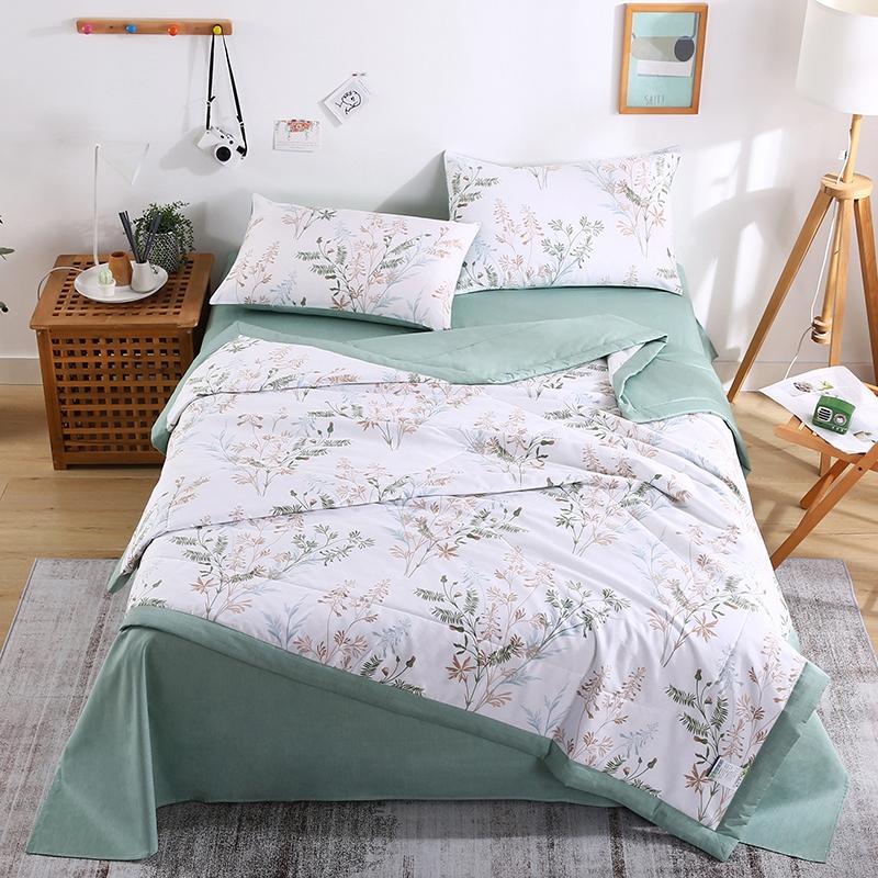 Fresh White Flowers 100% Cotton Quilted Quilt Summer Skin-friendly Comfortable Air Conditioning Quilt for Kids Teens Adults