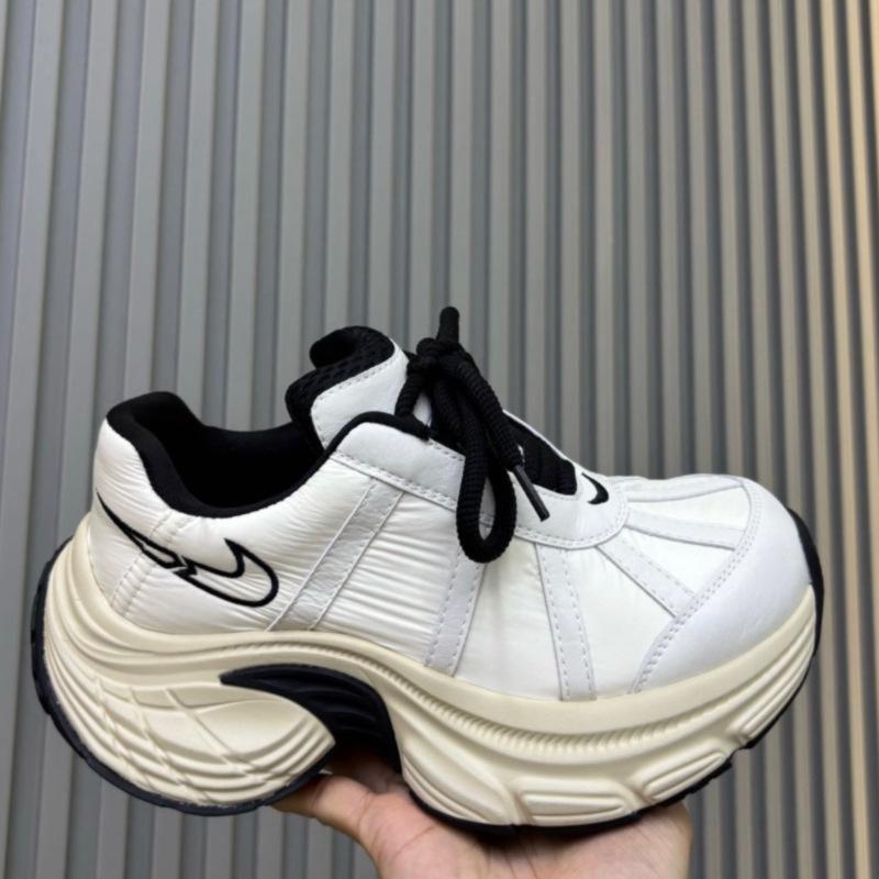 

[Fanfna] platform dad shoes women s 2025 autumn new heightening polish trendy shoes leisure travel hiking shoes 40 белый