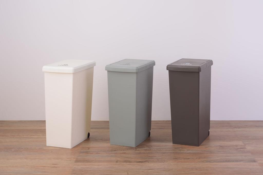 Azumaya-kk Trash Can with Lid, White, W24 x D37 x H53cm, LFS-762WH