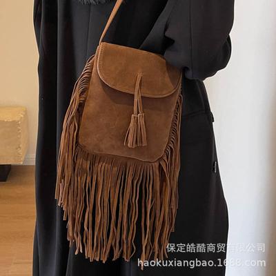 Premium Sense Simple Niche Design Retro Tassel Shoulder Messenger Bag Women's 2025 Autumn and Winter New Trendy Bucket Bag
