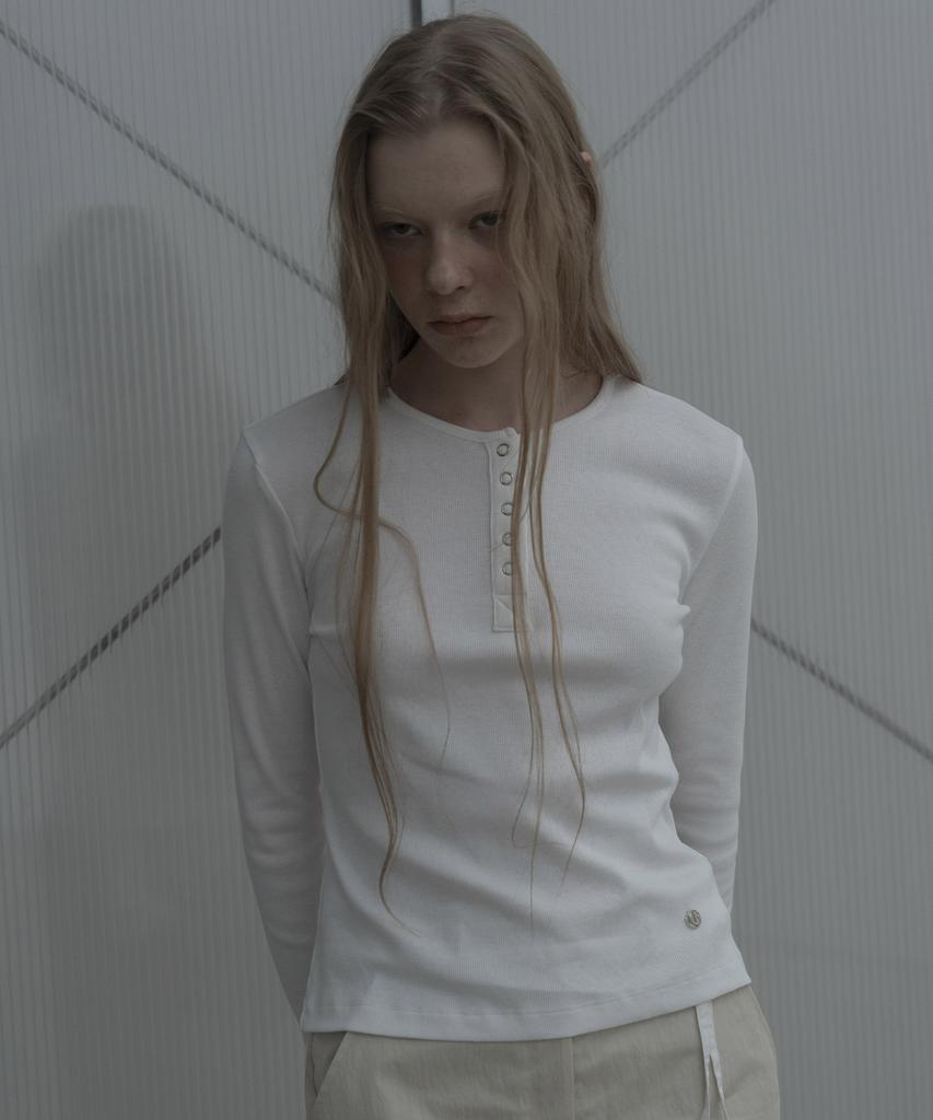 Mosyupamosyu Ribbed Henley Neck T-Shirt [Ivory]
