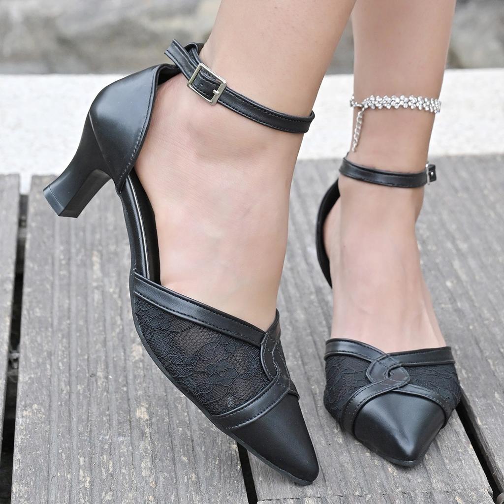 Fashion Women Sandals Outdoor New Pointed Shallow Mouth Thick Heel High Heels Shoes Women Platform Anti-slip Elegant Hollow Sandals