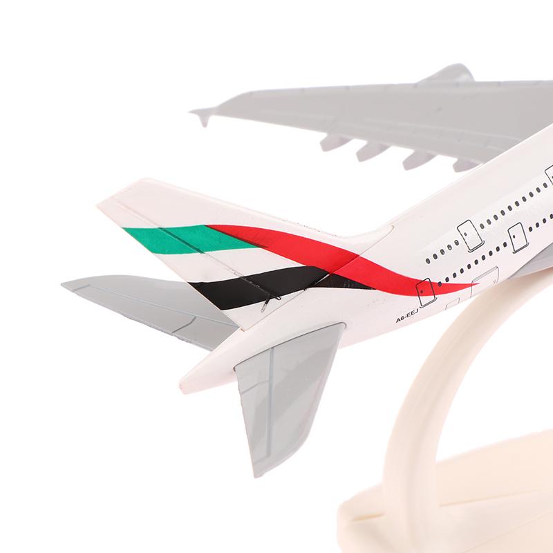 20cm 1:400 Flugzeugmodell Emirates Airbus A380 Metallreplika Legierungsmaterial Luftfahrtsimulation Kinder Jungen Geschenk