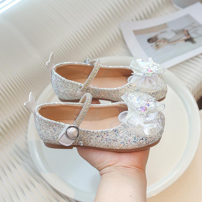 

Детские туфли принцессы 2025 новые ученические туфли для выступлений с бантом для детей среднего и старшего возраста на липучке модные одинарные туфли для девочек тренд 23-25 yards FCL shot 30 pairs