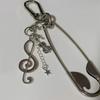 Safety Pin Keychain Charm Stainless Steel Bag Accessory with Decorative Pendant for Daily Carry and Backpack Accent