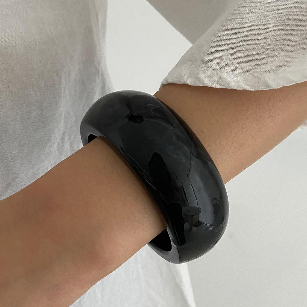 Fashion Translucent Smudged Resin Bracelet Bracelet Irregular Smooth Acrylic Wide Bracelet