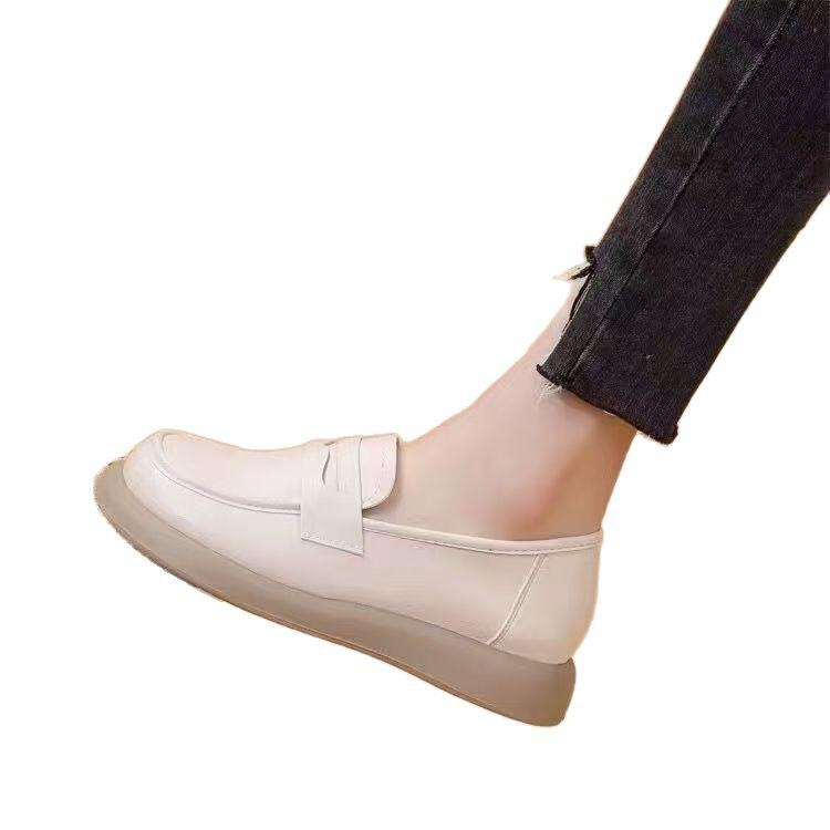 Cabeza redonda otoño nuevo retro fondo plano súper suave simple suela blanda antideslizante pequeños zapatos de cuero