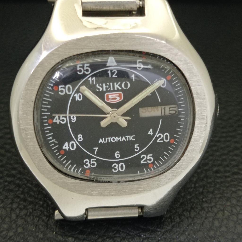 GENUINE VINTAGE SEIKO 5 AUTOMATIC 7019A JAPAN MENS BLACK DIAL WATCH A702473-5 R124-a702473