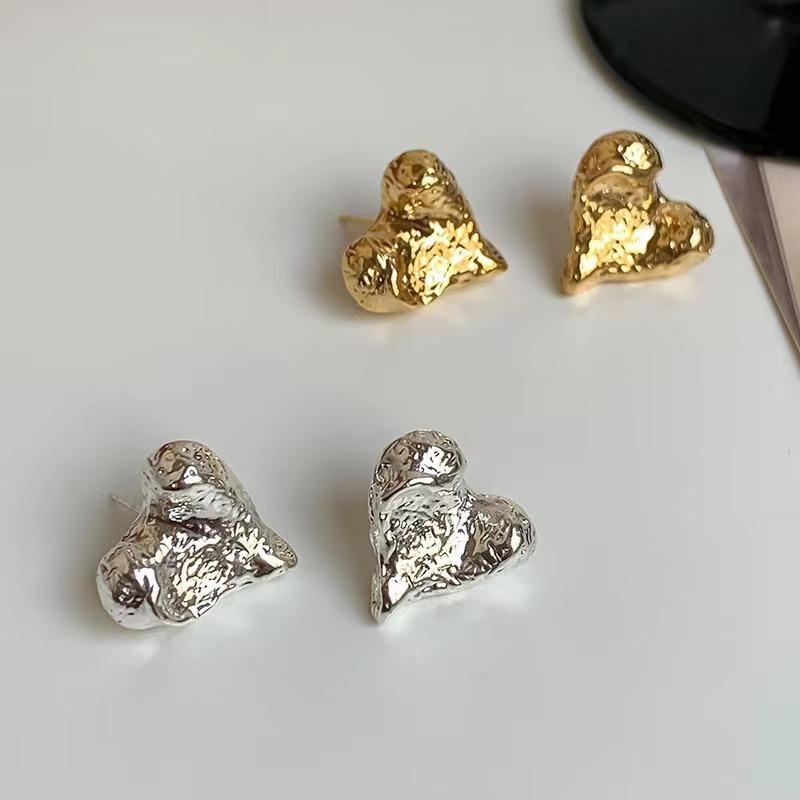 Fashion Textured Heart Earrings Irregular Crinkled Design Stud Earrings Jewelry For Women Party And Daily Outfit Matching