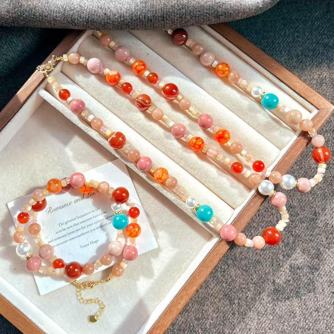 

Retro Gorgeous Natural Chalcedony Mahogany Pattern Shell Sunstone Collarbone Chain Necklace