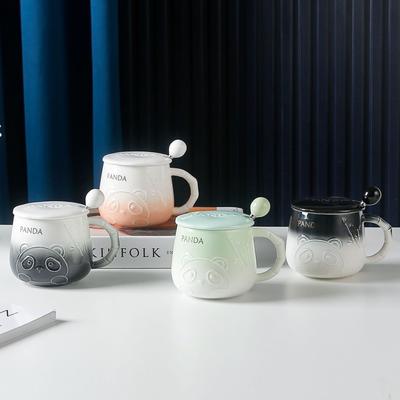 Niedliche Panda-Cartoon-Wassertasse mit Henkel Keramiktasse für Kaffee Geprägte High-End-Tasse für Nachmittagstee