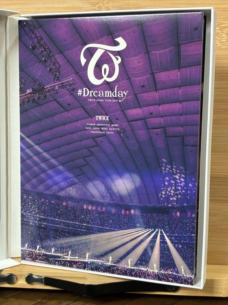 [USED] TWICE DOME TOUR 2019 Dreamday Blu-ray