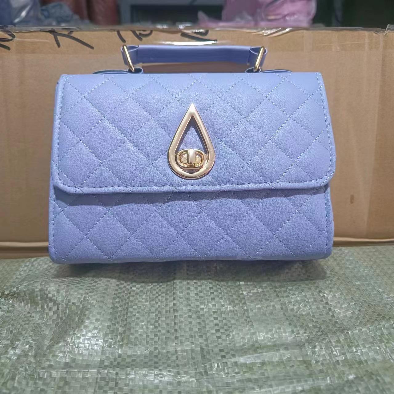 

Женская сумка 2025 весна и лето новая маленькая квадратная сумка на плечо кроссбоди женская сумка кошелек для мелочи сумка для мобильного телефона небесно-голубой