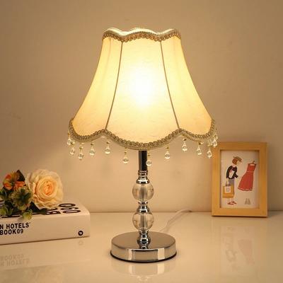 Klasické vintage stolní lampy do ložnice, noční lampa, moderní evropská křišťálová stolní lampa do obývacího pokoje, světla E27, zástrčka EU, UK a US