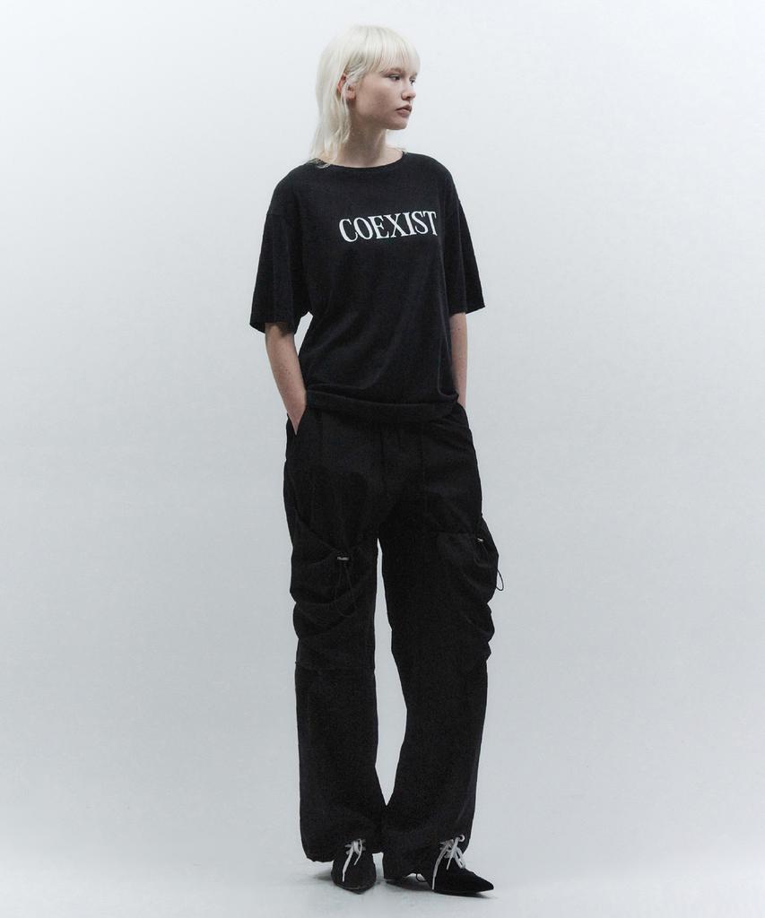 INSILENCE WOMEN Volume Pocket Parachute Pants Black