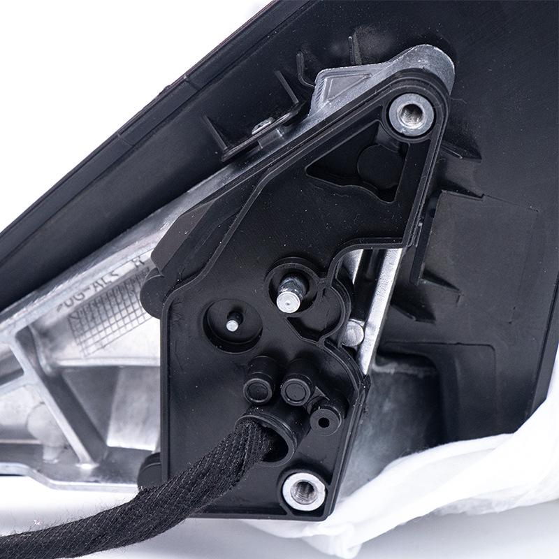 Mercedes-Benz GLB450 Rearview Mirror Assembly: Reflector, Lens & Shell