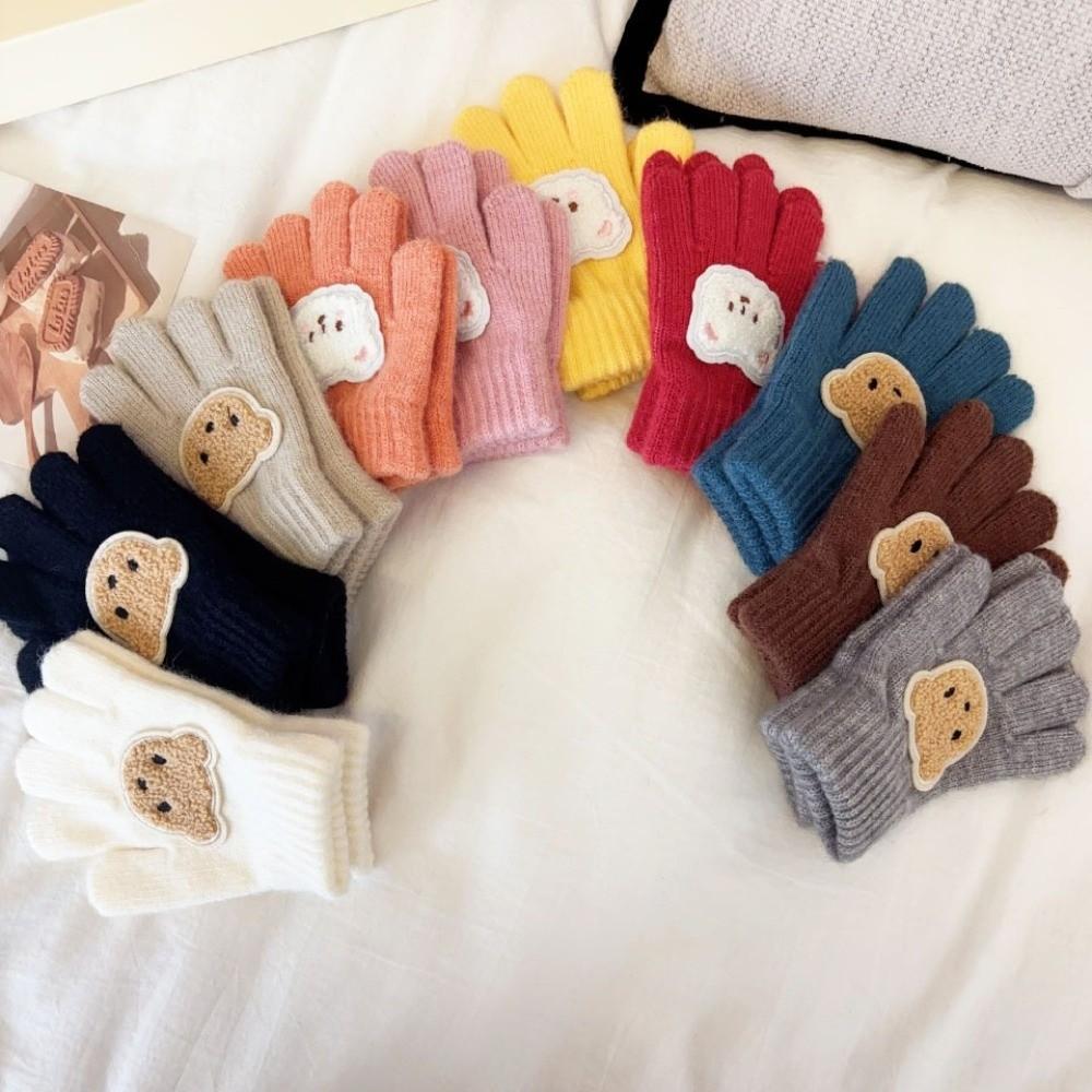 Full Finger Design Warm Gloves Knitted Material Cartoon Bear Gloves Warm Knitted Mittens For Girls