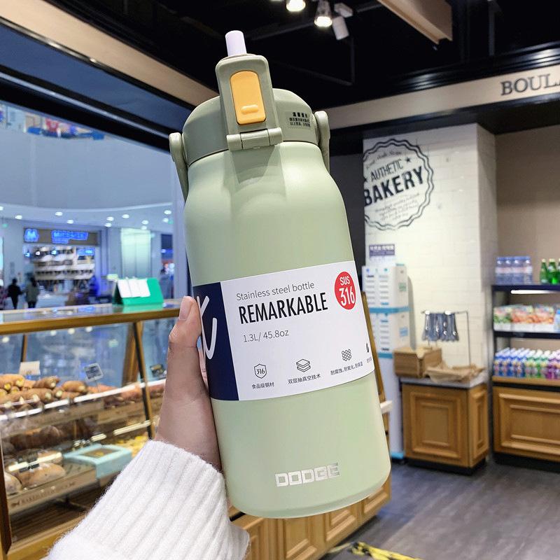 1300ML Waterfles Grote Capaciteit Met Rietje Roestvrijstalen Thermosfles Koud en Warm Water Fles Sport Thermosbeker 1300ml groen