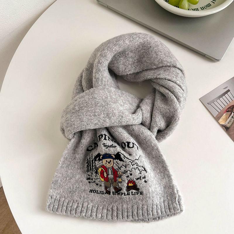 New autumn and winter embroidery bear men and women versatile solid color students cute winter warm knitted scarf
