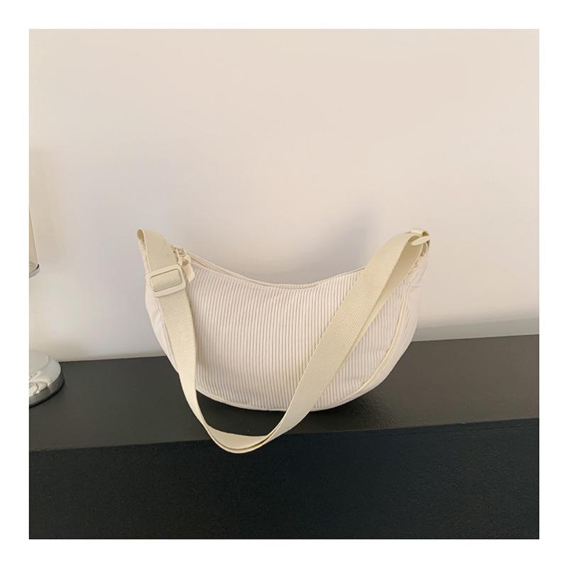 

Japanese single dumpling bag corduroy autumn and winter new women s shoulder bag men s satchel underarm bag lightweight слоновая кость