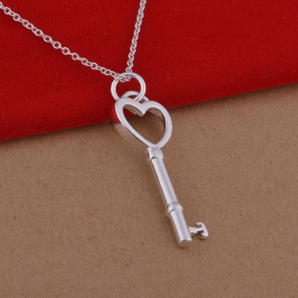 Heart-Shaped Key Necklace in Korean Style with 925 Sterling Silver Plating