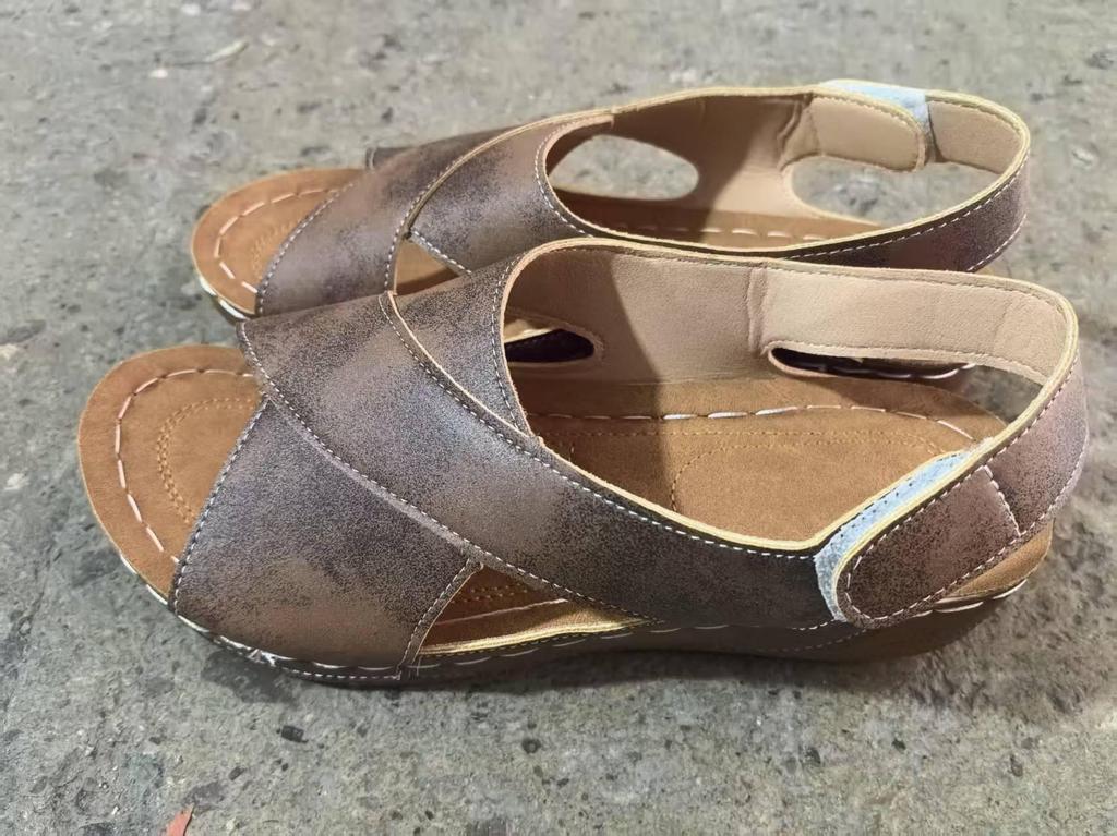 Women's Summer Cross-Border Platform Sandals - Plus Size, Open Toe, Thick Sole, Magic Tape Closure, European & American Style (Size 43)