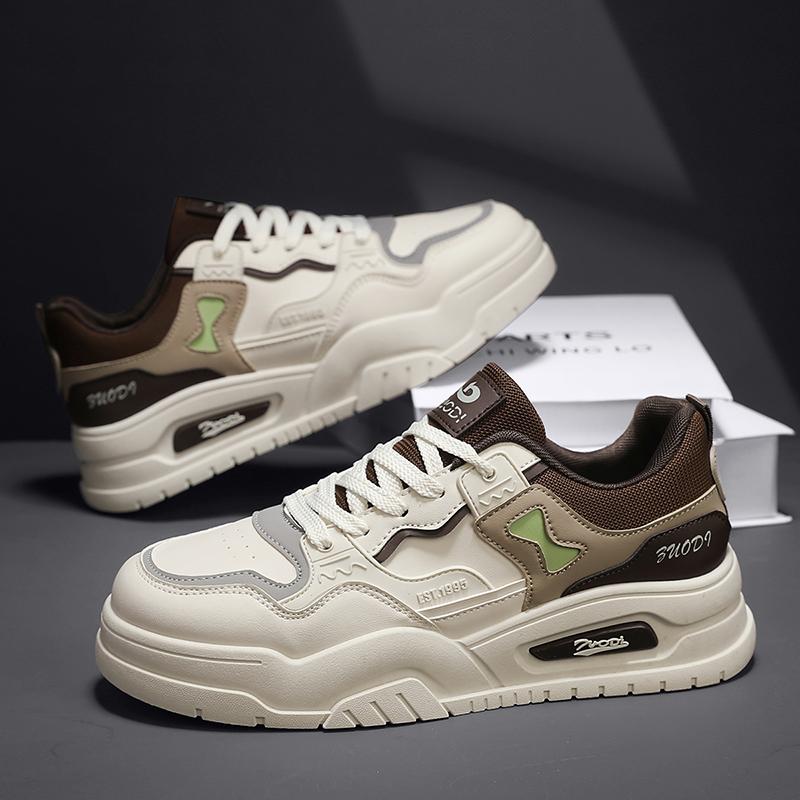 Men's Thick Soled Comfortable Casual Shoes Four Season Soft Anti Slip Outdoor Walking Shoes Student Fashion Sports Board Shoes