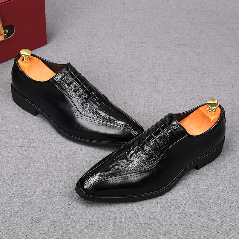 Fashion Fashion Men's Black Pointed Lace Up Patent Leather Oxfords Flats Casual Shoes Male Homecoming Wedding Dress Zapatillas Hombre