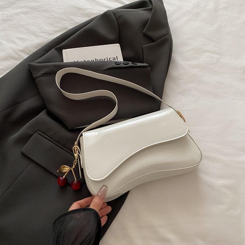 Summer new foreign style women's bag casual texture handbag niche foreign style simple solid color shoulder armpit bag