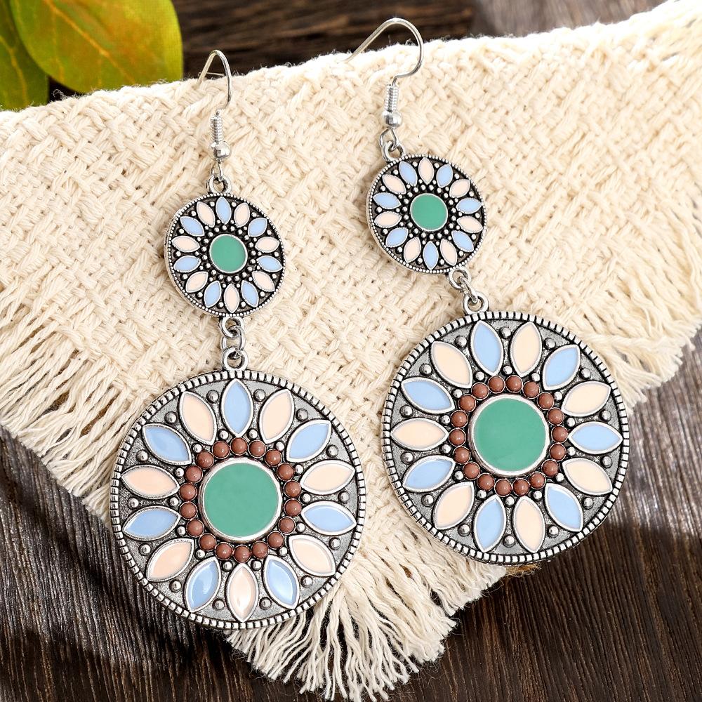 

Enamel Flower Round Drop Earrings Ethnic Vintage Earrings for Women Versatile Personality Daily Vacation Wearing Jewelry