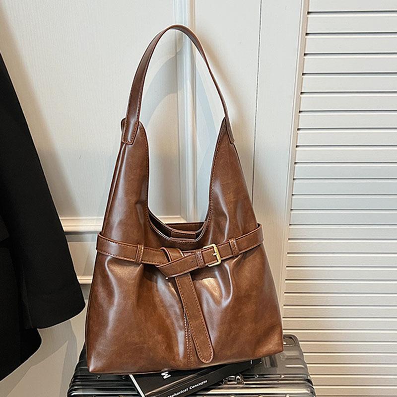 

Retro bag women s large-capacity new autumn and winter versatile simple shoulder bag popular tote bag коричневый