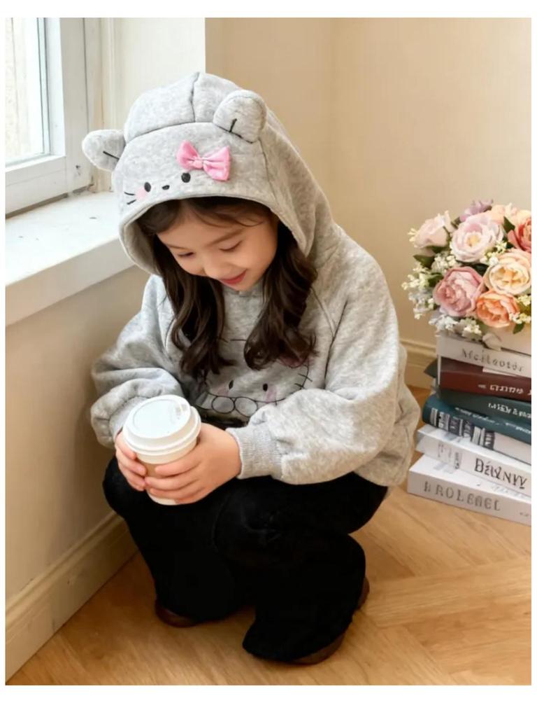 Çocuk Sonbahar/Kış 2025 Karikatür Fiyonklu Kapüşonlu Sweatshirt ve İspanyol Paça Pantolon Takımı