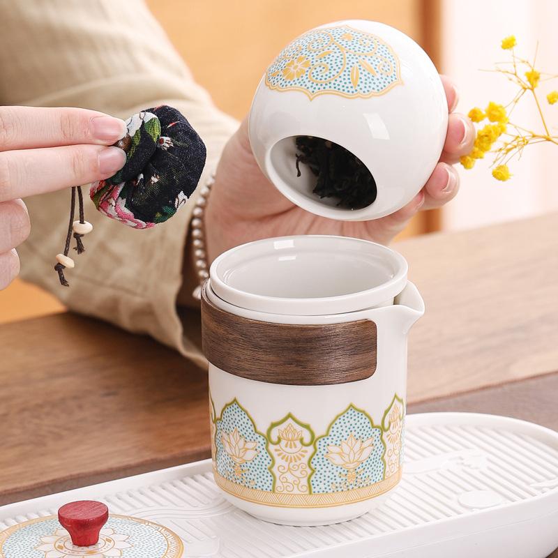 Convenient express cup, one pot, three cups, business gifts, ceramic kung fu tea set, souvenir travel tea set