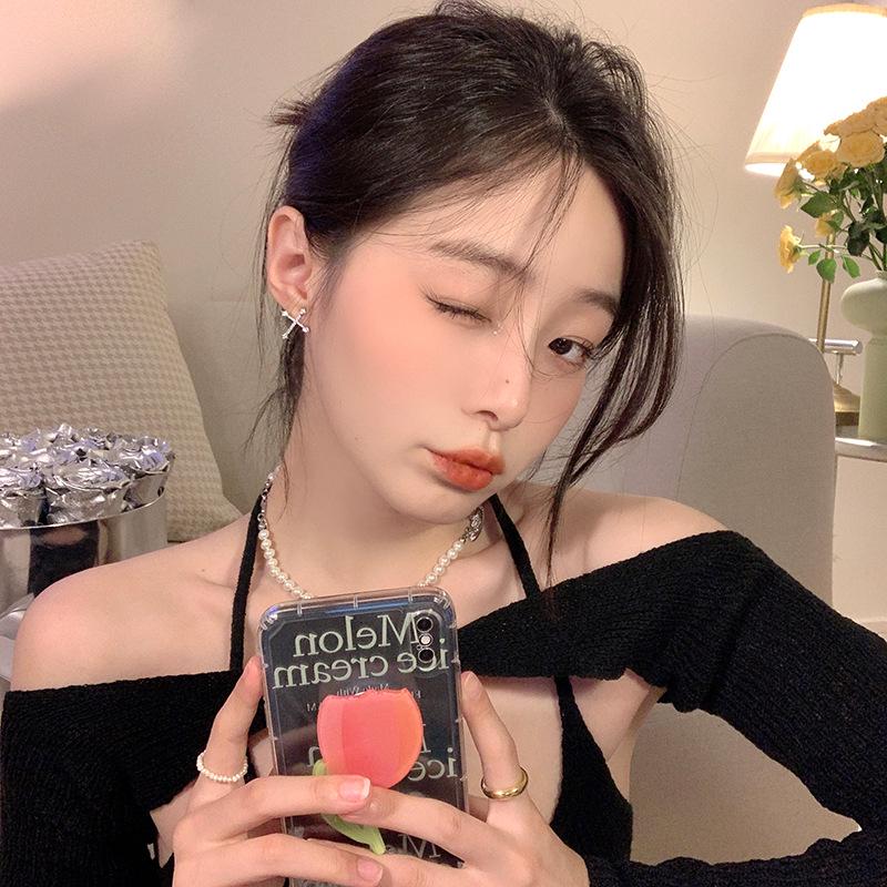 Spicy Cool Girl Cross Earrings: Luxe No-Pierce Ear Clips with Niche Design