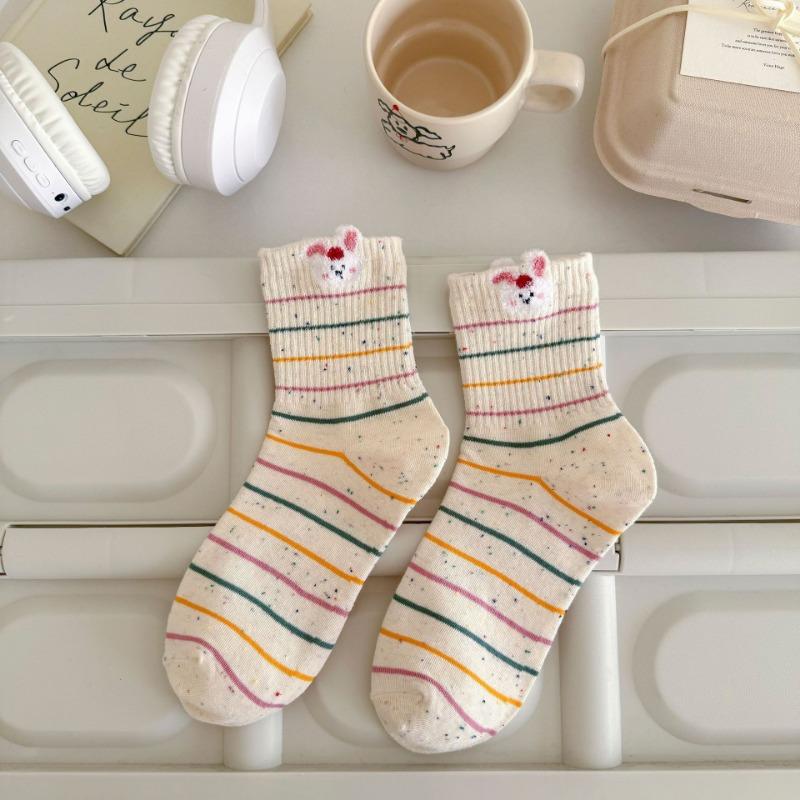 Ladies Spring and Autumn All Kinds of Creative New Cute Cartoon Bear Academy Wind Tube Socks
