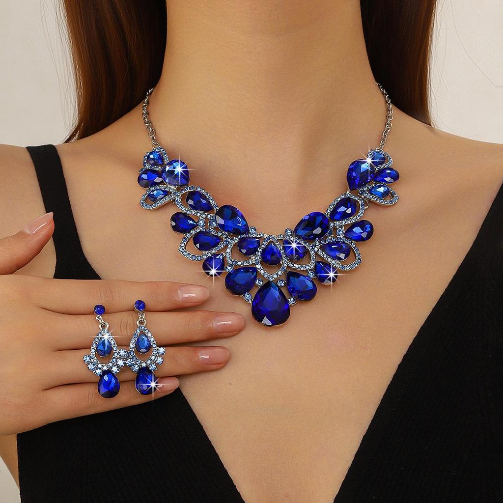 Elegant Rhinestone Water Drop Necklace Set - High-End European & American Court Style Jewelry for Women