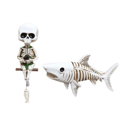 Balení 2 figurky žraloka rybáře s kostrou Pryskyřičné ozdoby Nástěnné gotické dekorace Pro interiér nebo akvária
