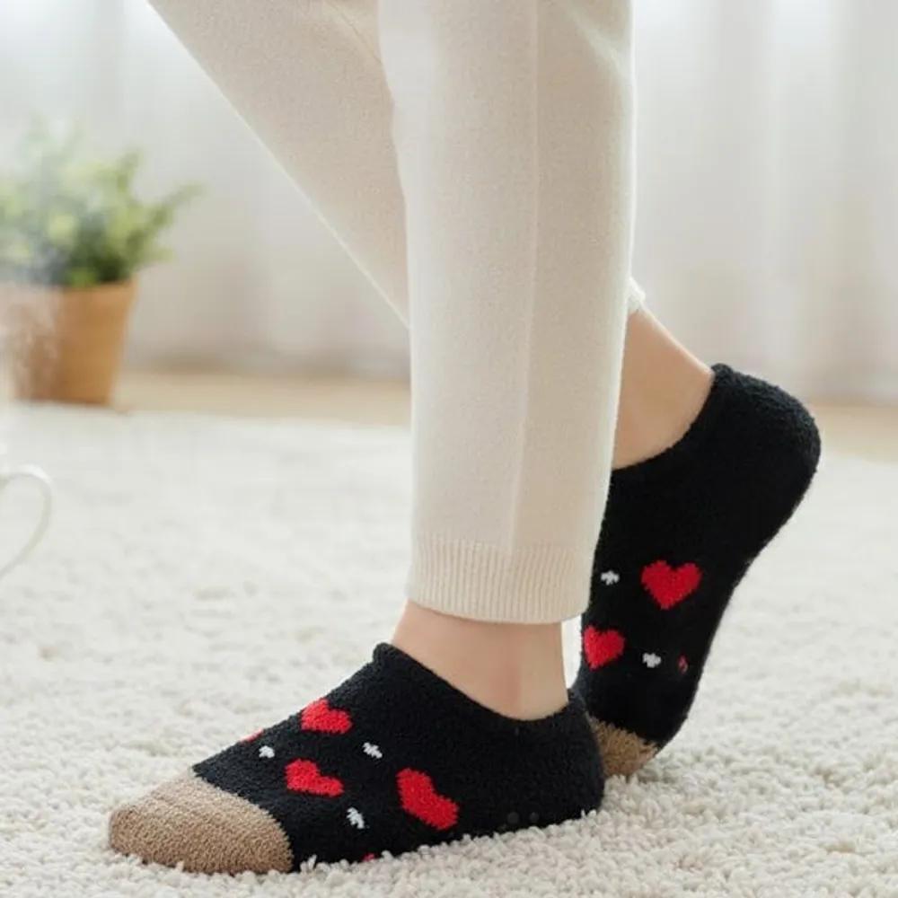 Women s Winter Footwear, Fine-needle Sleeping Footwear (Select 1 of 5 Pairs), Non-slip, Thermal 01. 5 pairs of fine-needle slippers