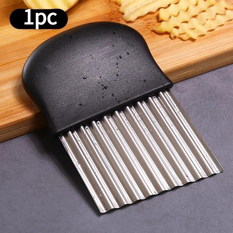 1pc Multifunctional Kitchen tool, Patterned Cutter, Stainless Steel Potato Cutter, Wolf Toothed Potato Cutter,Wavy Potato Cutter
