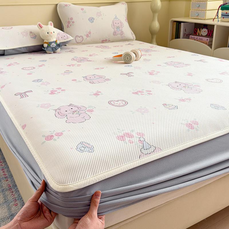 Luxury Cartoon Printed Fitted Bedsheet Set High Quality Summer Sleeping Mat with Pillowcases Ice Bean Cooling Bedding for Single